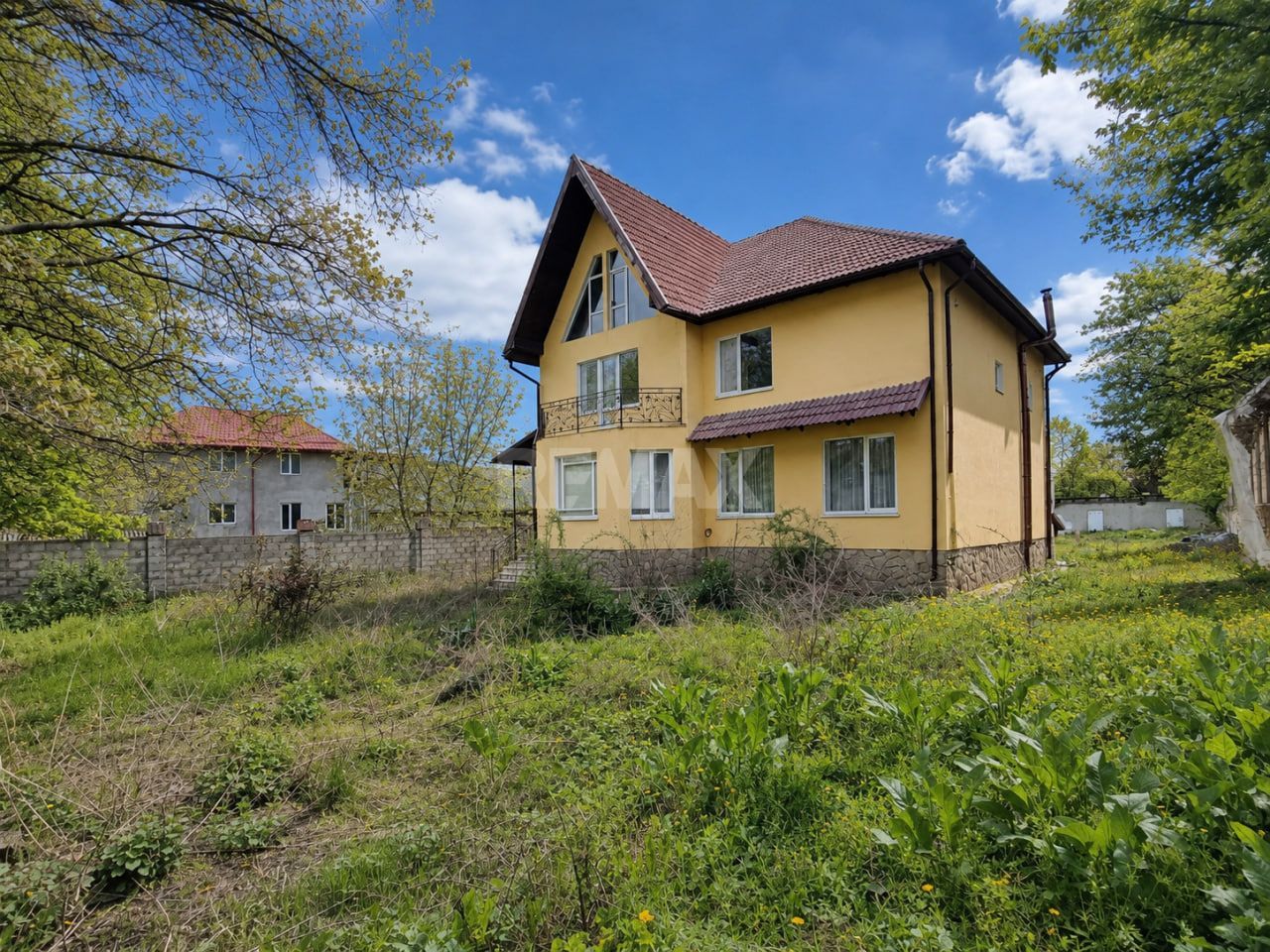 Cojușna - Casă 6 Dormitoare + Living | 259 m² | teren 10,81 ari | 249.000 € - Poză 2
