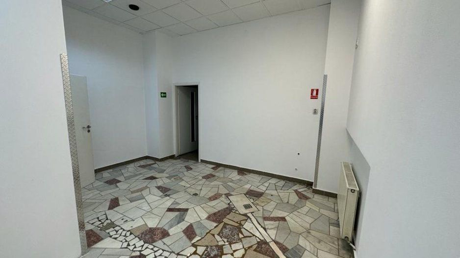 PROPRIETAR vand spatiu comercial pe Stefan Cel Mare - Poză 6