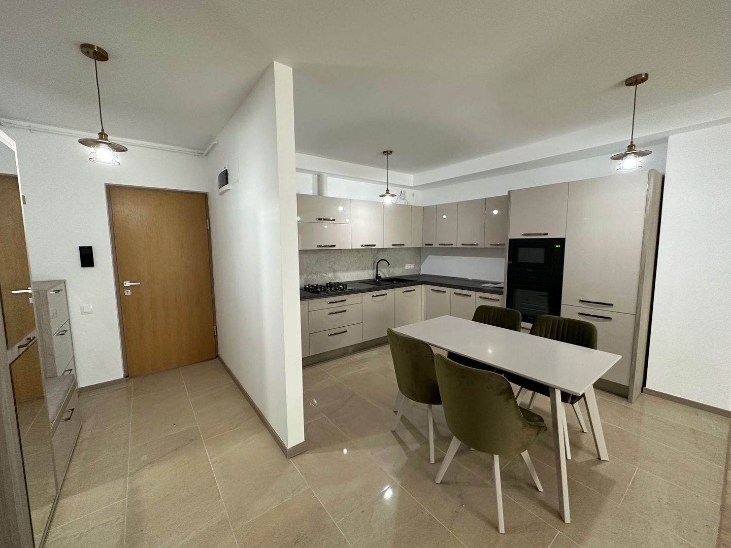 Apartament bloc nou 3 camere - parcare subterana - Poză 15