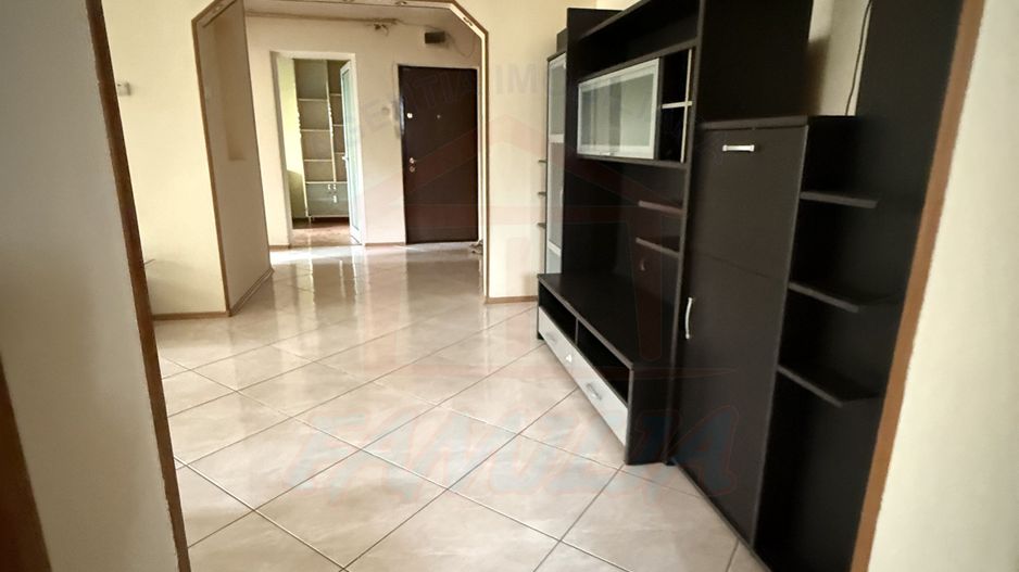 🏢 Apartament 3 camere în Centru | 57 mp | 450 €/lună - Poză 2