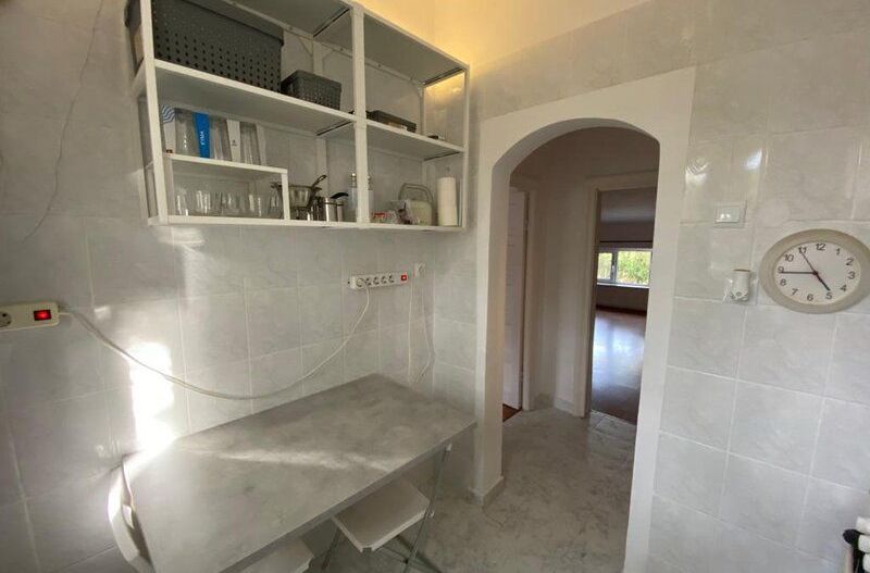 Cotroceni apartament 5 camere in vila - Poză 12