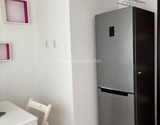 Apartament 3 camere de închiriat in zona Colentina cu centrală proprie - Poză 2