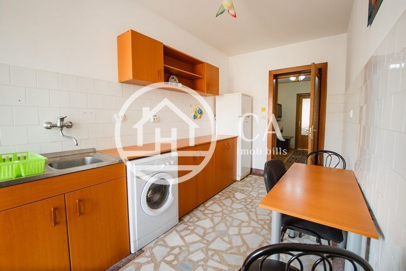 Apartament de închiriat cu 5 camere în zona Ultracentrală, Oradea - Poză 7