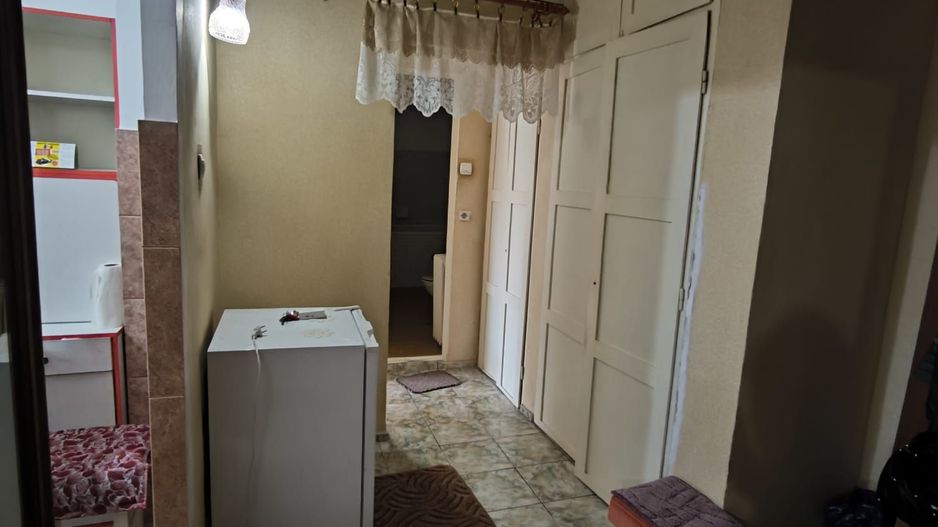 Apartament 2 camere decomandat etajul 2 in Iosia Oradea - Poză 1