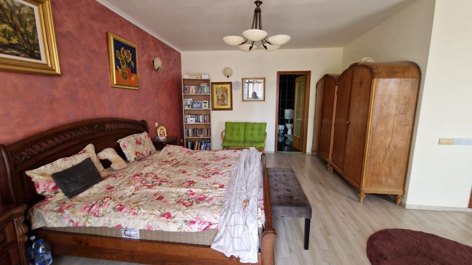 Vila 8 camere ,Prelungirea Ghencea - Poză 24