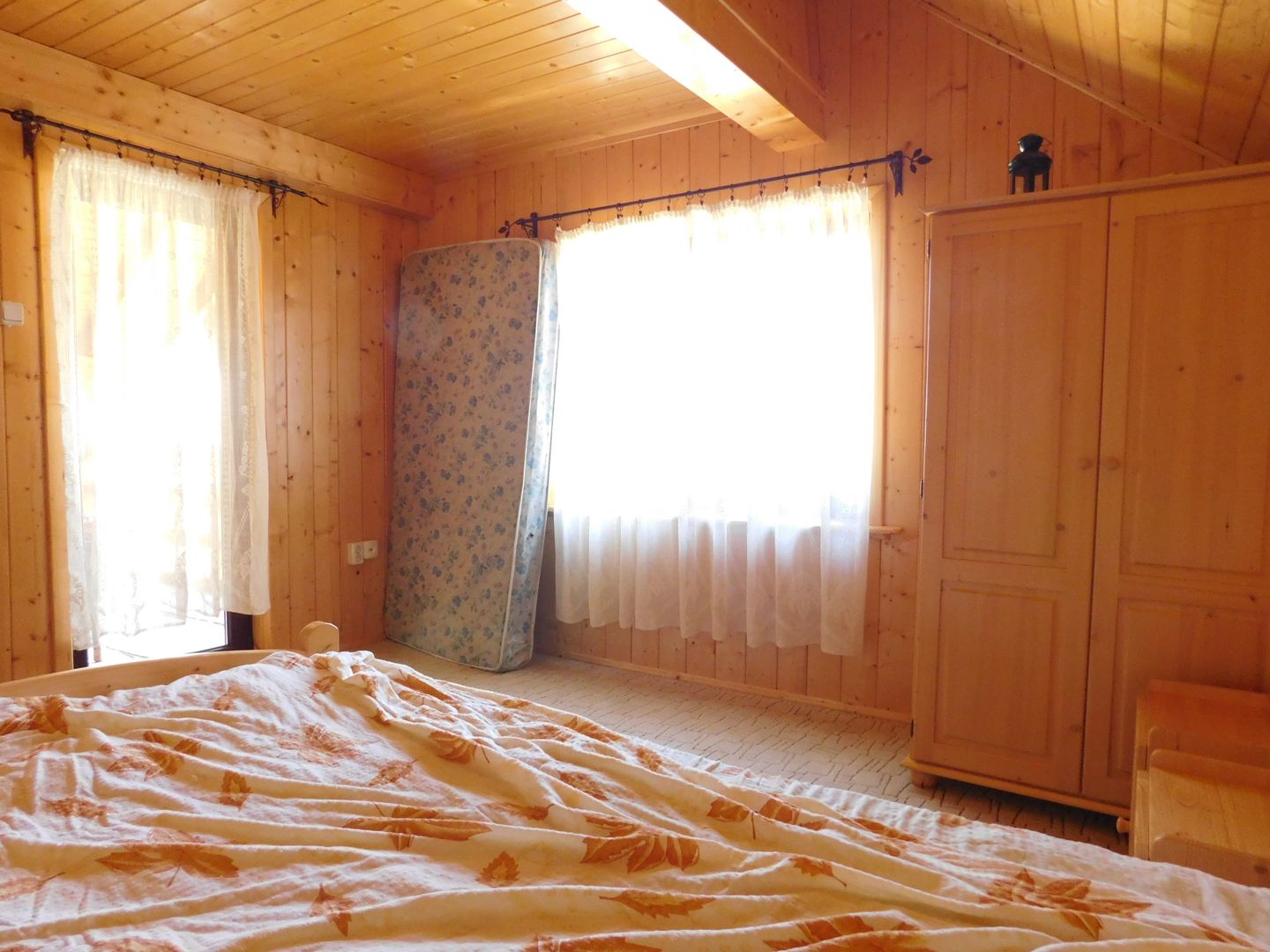 Casă de vacanta de vanzare, in Marisel, langa Cabana Motilor - Poză 40