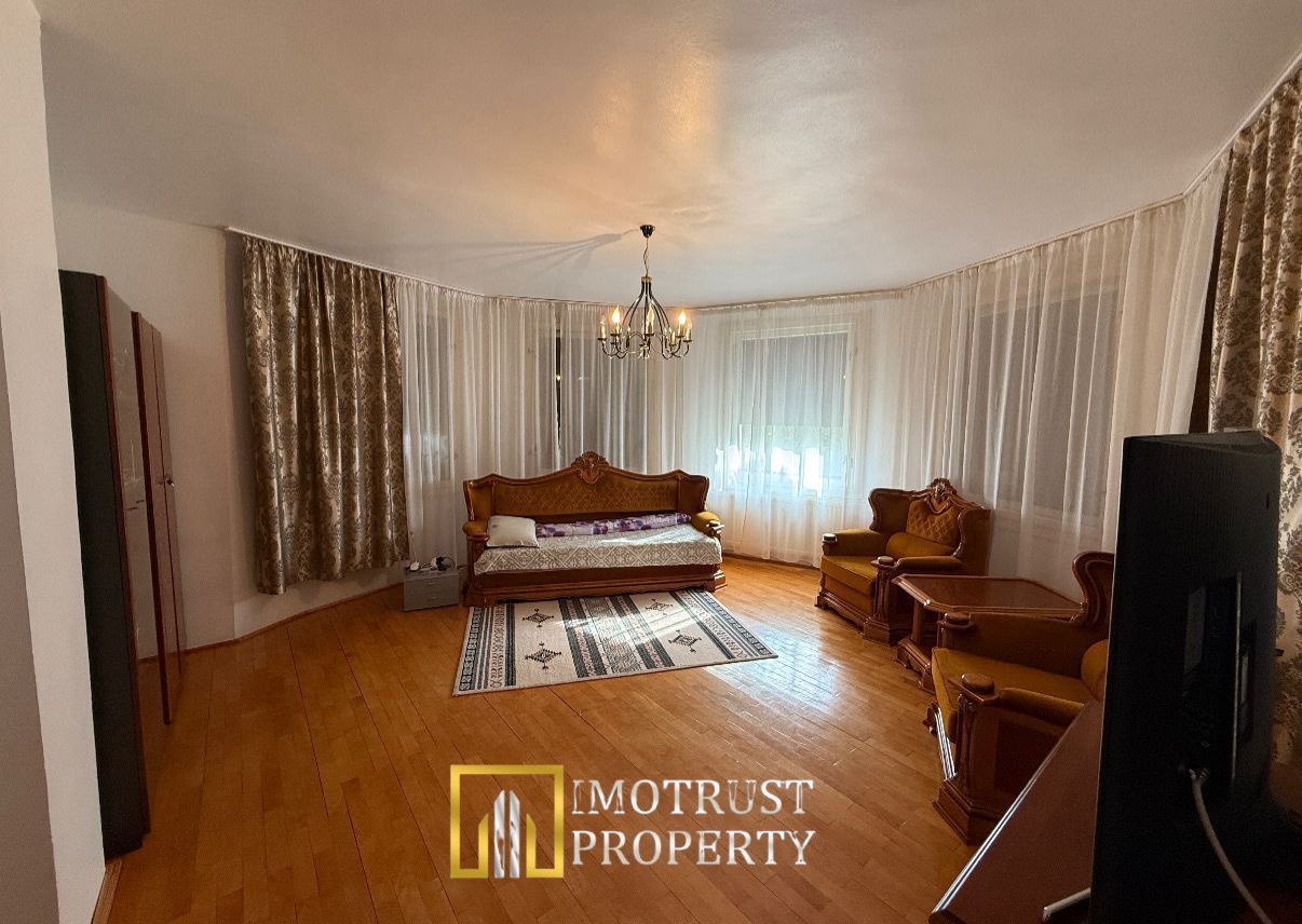 🏡 VILA DEOSEBITĂ DE VÂNZARE ÎN ARAD – ZONA CENTRALĂ - Poză 9