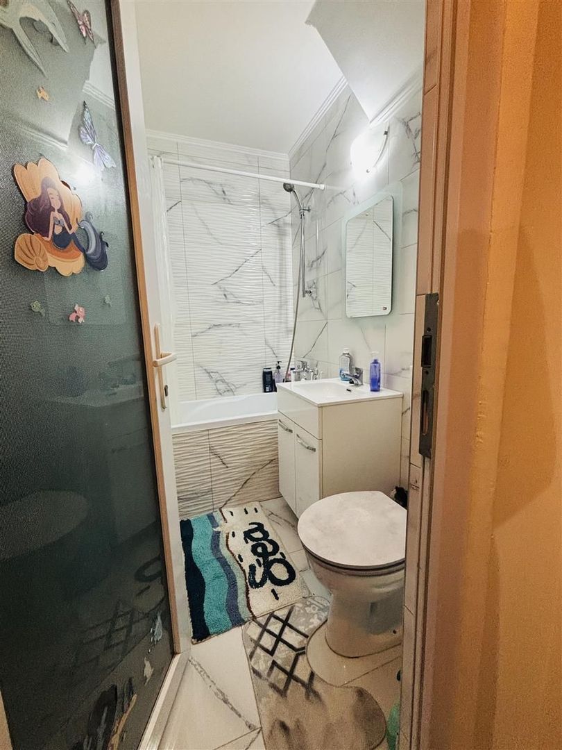 APARTAMENT CU 2 CAMERE SEMIDECOMANDAT ZONA ROGERIUS - Poză 8