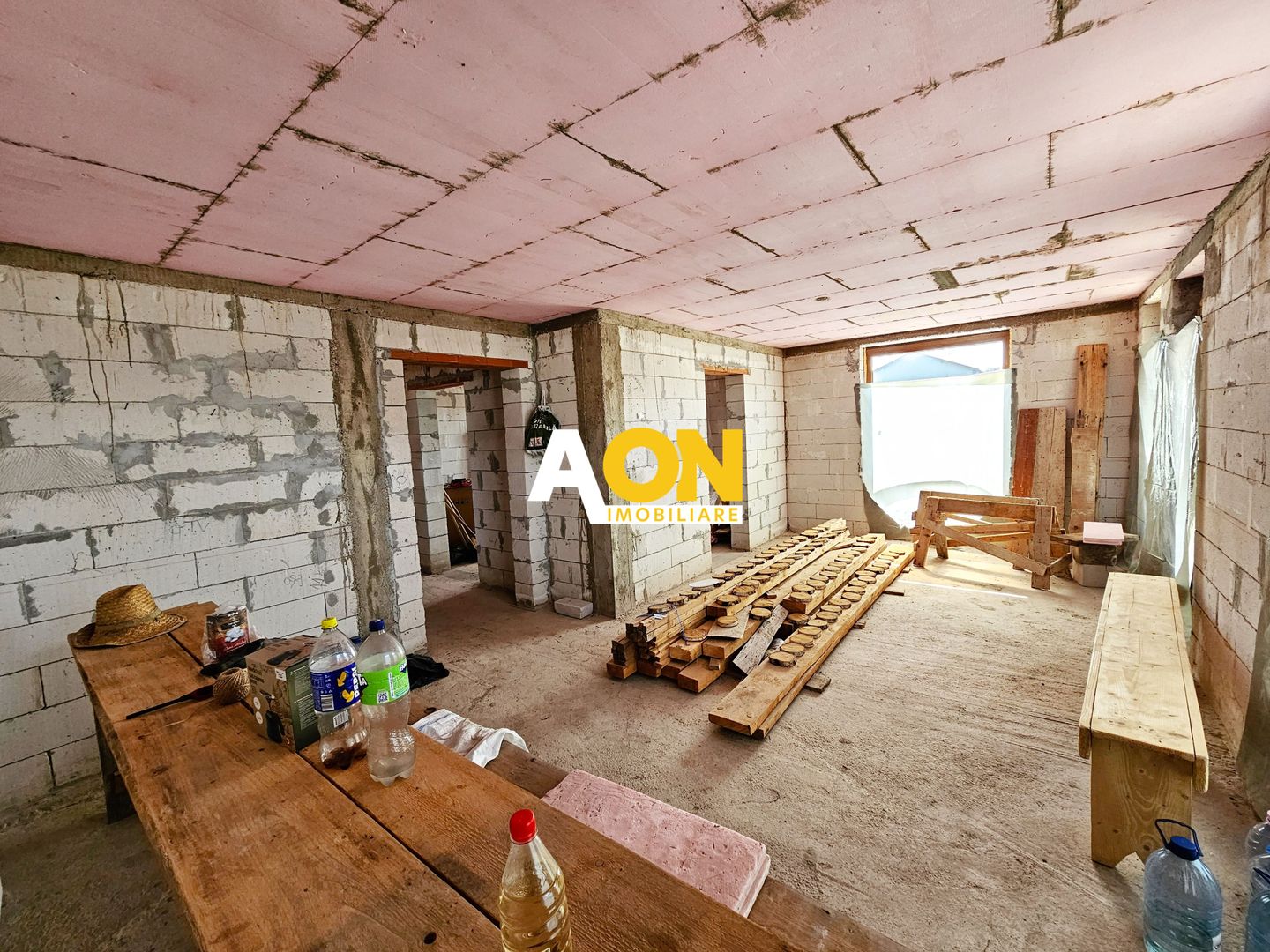 Casa la rosu, 4 camere, 301 mp teren, P+1, zona Alba-Micesti - Poză 10