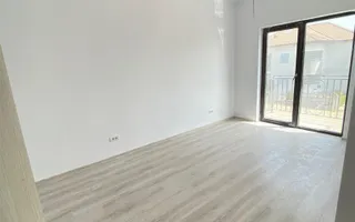 Vand duplex P+E 120mp 3 bai 4 dormitoare Mosnita Noua - Poză 18