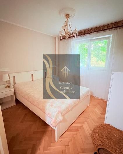 De vânzare apartament decomandat - Poză 6