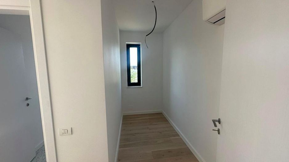Casă Spațioasă și Elegantă în Corbeanca – 7 Dormitoare, Grădină Privată - Poză 10