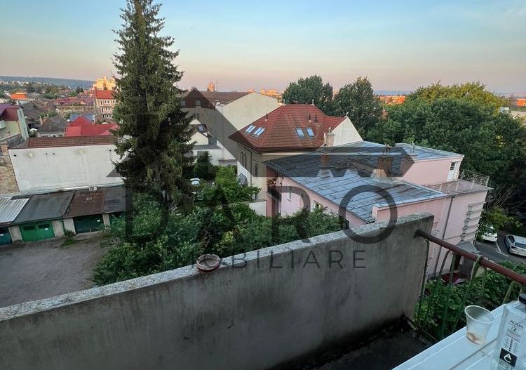 De inchiriat apartament 2 camere in centru - Poză 6