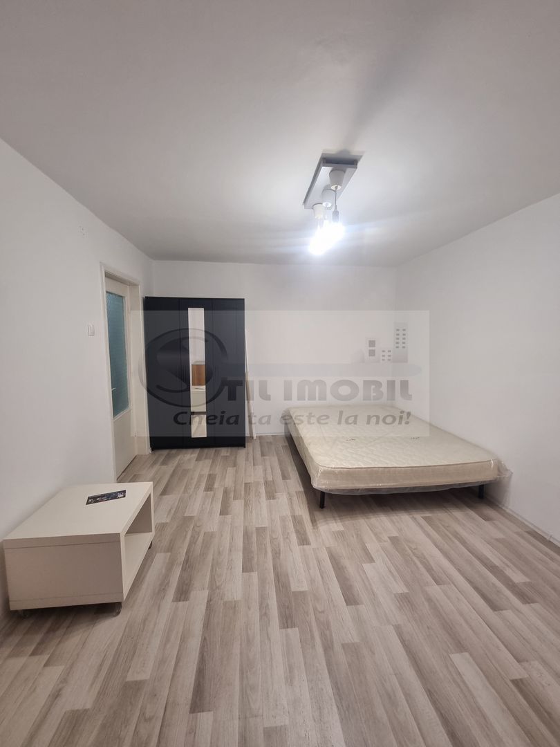 Apartament cu o camera, zona Gara, 3/4 - 73.000 euro ! - Poză 1