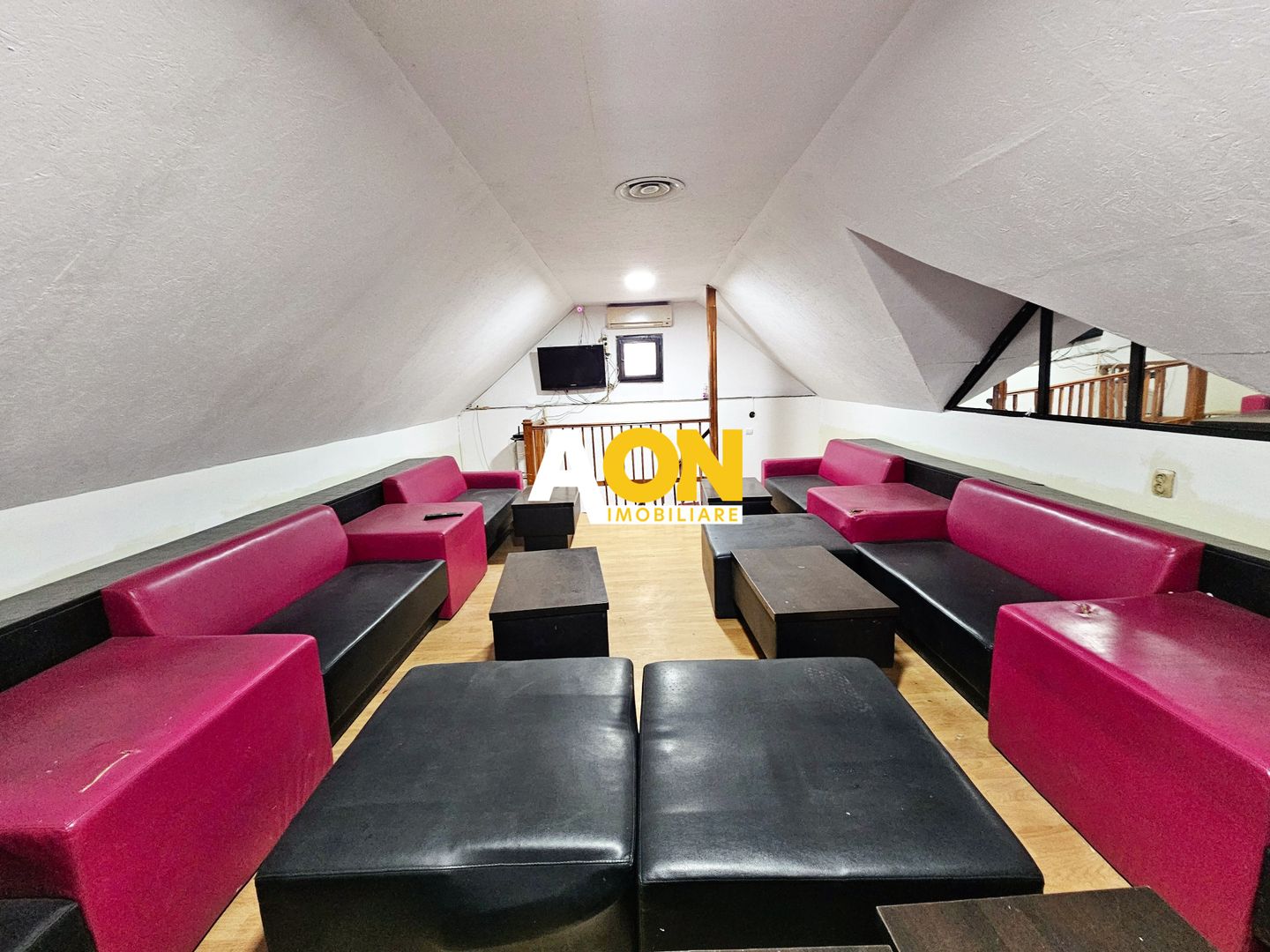 Spatiu comercial S+P+M zona Bulevardul Revolutiei - Poză 6