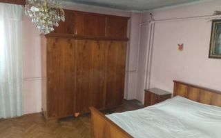 VILA 6 CAMERE, TEREN 300 MP, CAMPULUNG - Poză 3