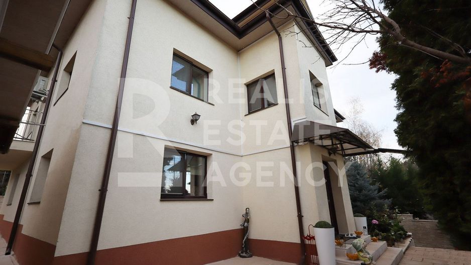 Vânzare, vilă de lux ultrafinisată, Bucium, Iași - Poză 2