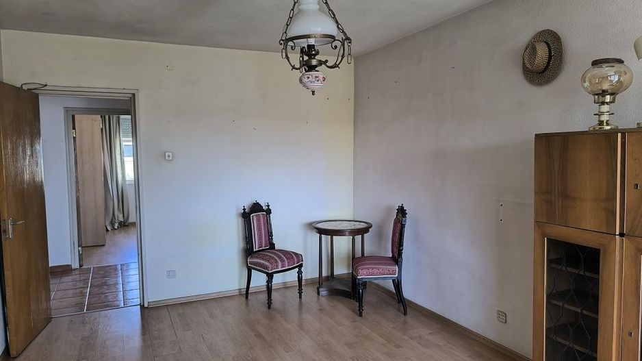 De vanzare Apartament 3 camere ULTRACENTRAL Tineretului - Poză 3