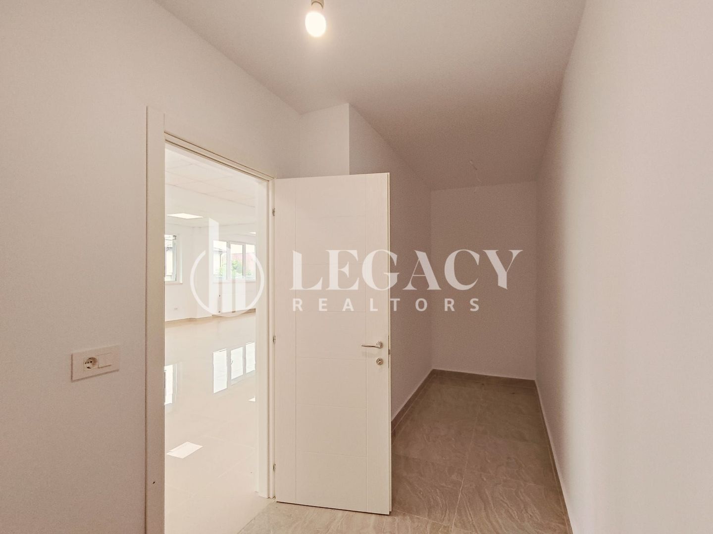 Spațiu comercial SU=127,60 mp, complex Garoafei Residence - Poză 5