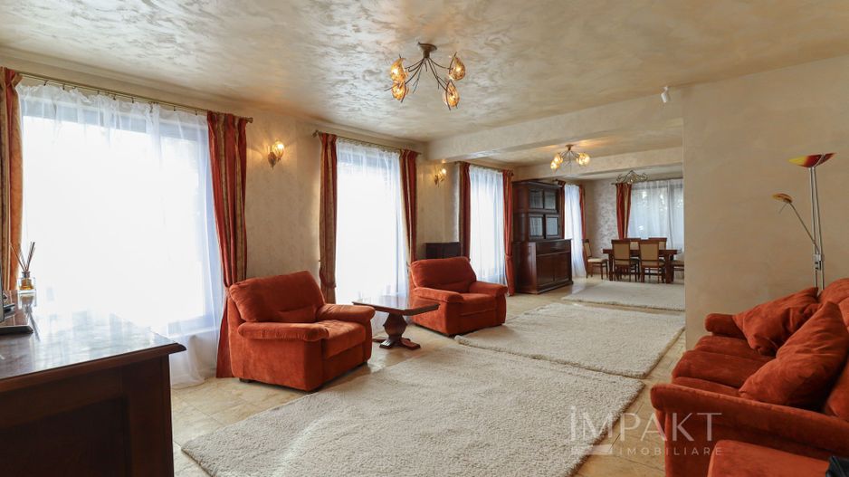 Casa deosebita cu teren de 900mp in cartierul Faget - Poză 4