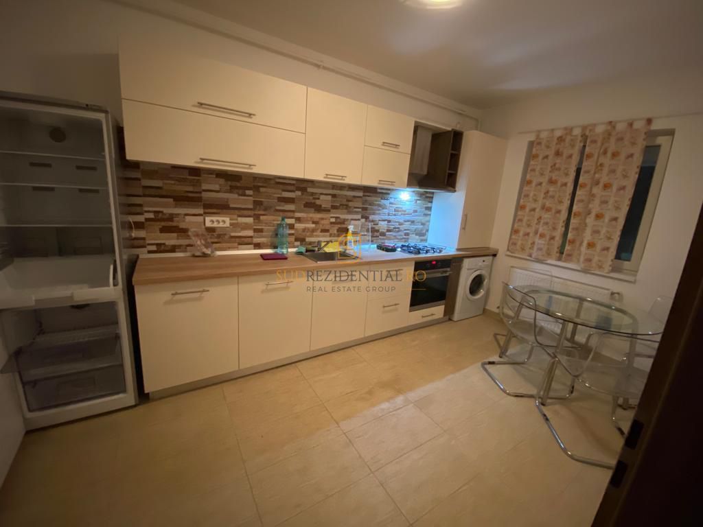 Garsoniera moderna de vanzare, mobilata, parcare, metrou Aparatori - Poză 2