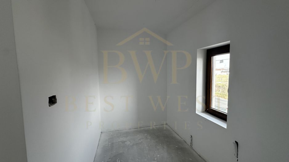 Duplex, 4 dormitoare, Mosnita, drum asfaltat, toate utilitățile - Poză 5