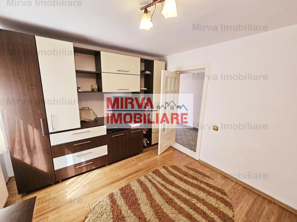 Vanzare vila 6 camere + spatiu comercial, mobilata si utilata, in Blejoi - Poză 22