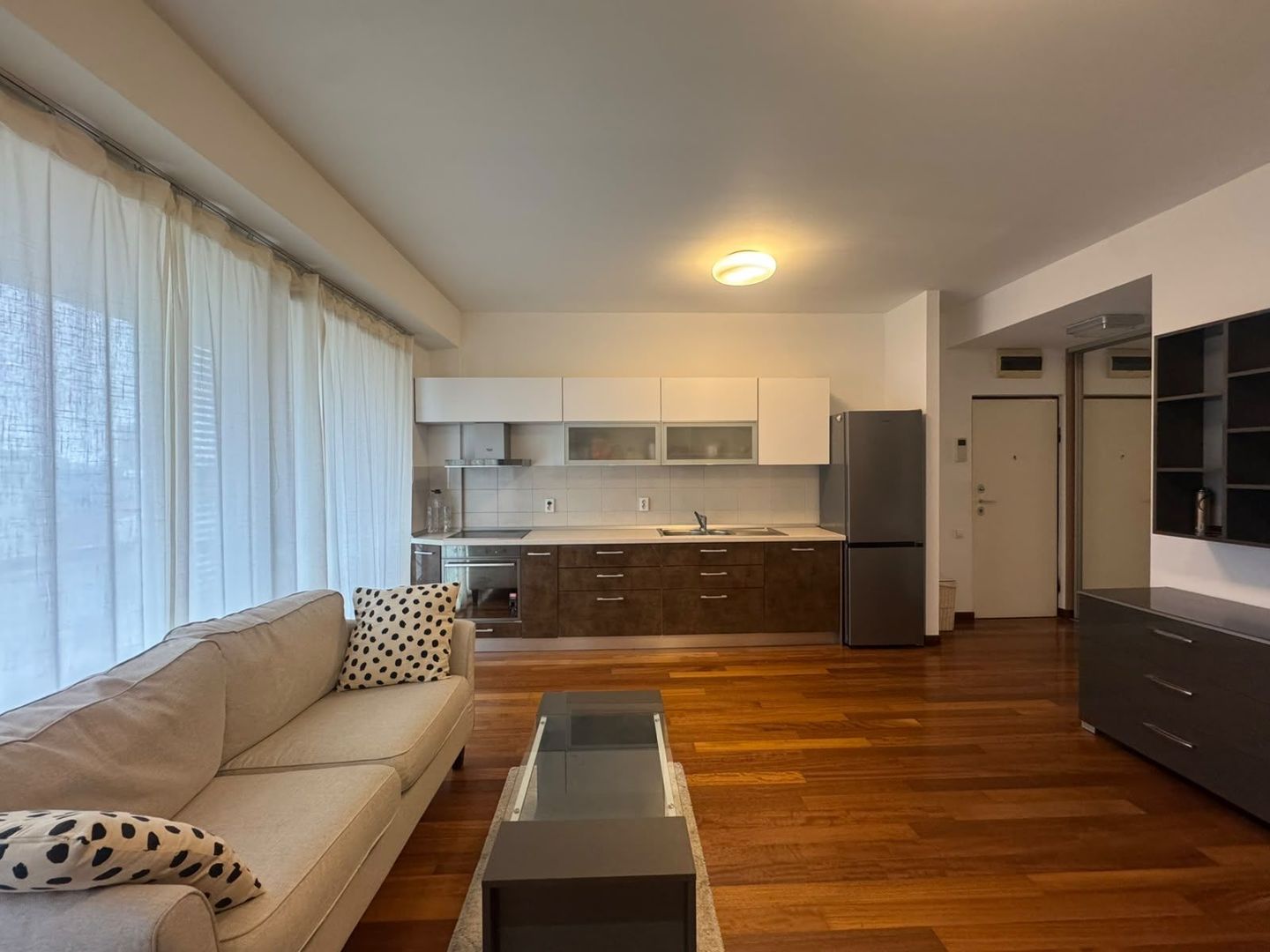 2 camere Herastrau | Parcare inclusa | Mobilat complet - Poză 2