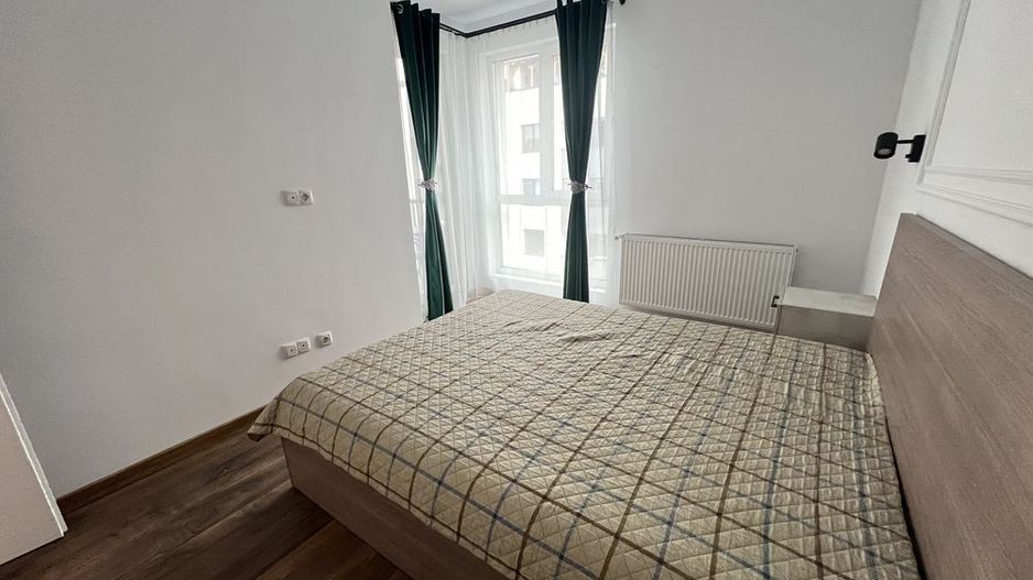 Vand apartament 2 camere - Poză 4