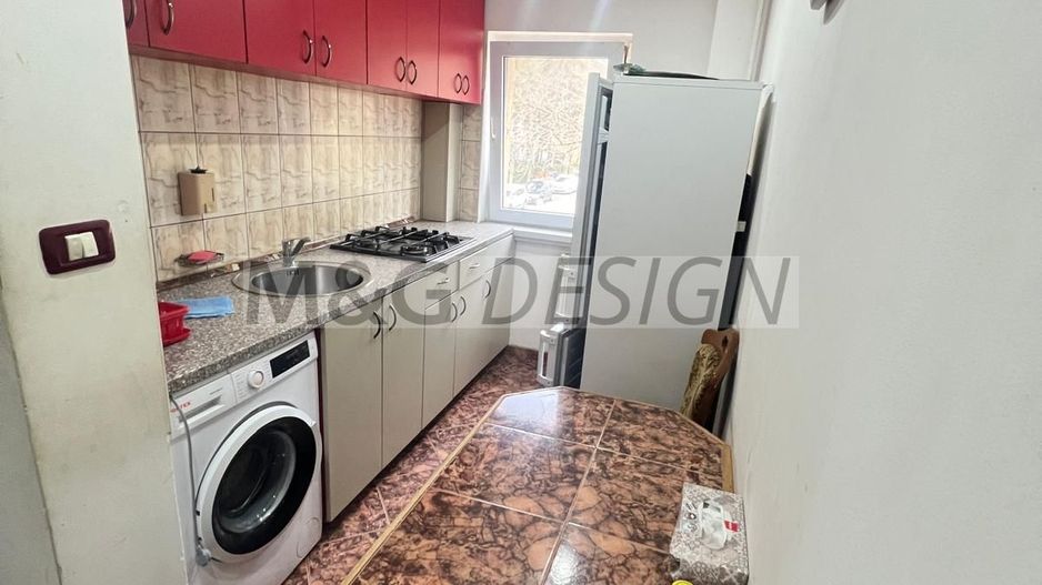 Etaj 1- Apartament  1 camera decomandat Aradului - Poză 4