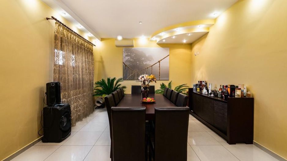 Vila superba de vanzare in apropiere de padure Pantelimon - Poză 8