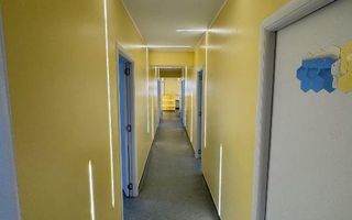 Spaţiu com. Clinica Stomatologică  în faţa staţiei STb S170 - Poză 5