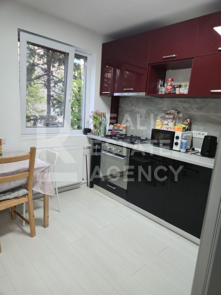 Vânzare, apartament 2 camere, zona Politehnica - Poză 6