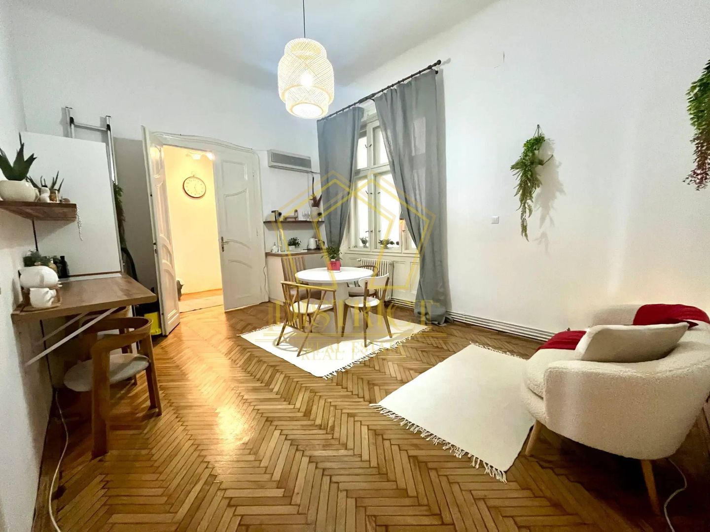 Apartament deosebit cu 3 camere | Piata Victoriei - Poză 3