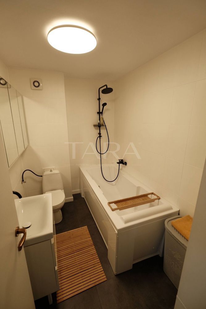 Apartament cu 2 camere, parcare subterană, zona Eroilor. - Poză 7