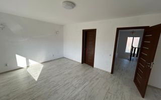Duplex 4 camere I Acces auto - Curte 370 mp I Cisnădie - Poză 16