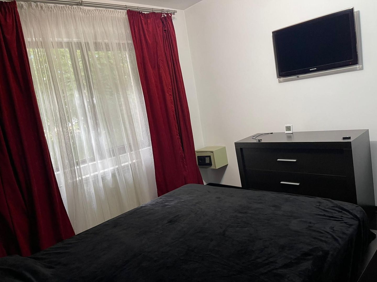 AP. 3 CAMERE PIATA SUDULUI, PET-FRIENDLY, MOBILAT MODERN, METROU 11 MN - Poză 2
