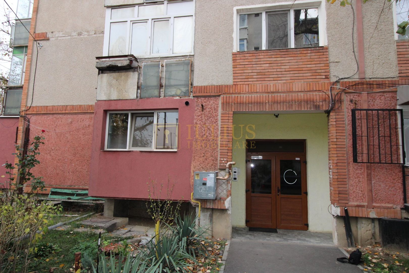 2 camere,  centrala proprie, la 3 minute de Spitalul Judetean - Poză 12