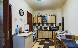 Apartament  2 camere la curte comună - Poză 7