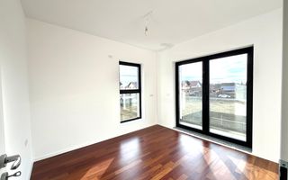 Duplex modern - 5 camere - toate utilitatile - Sacalaz - Poză 11