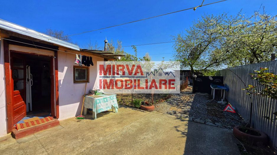 Casă 4 camere, 685 mp teren, renovată 2011 – Mănești, Zalhanaua - Poză 13