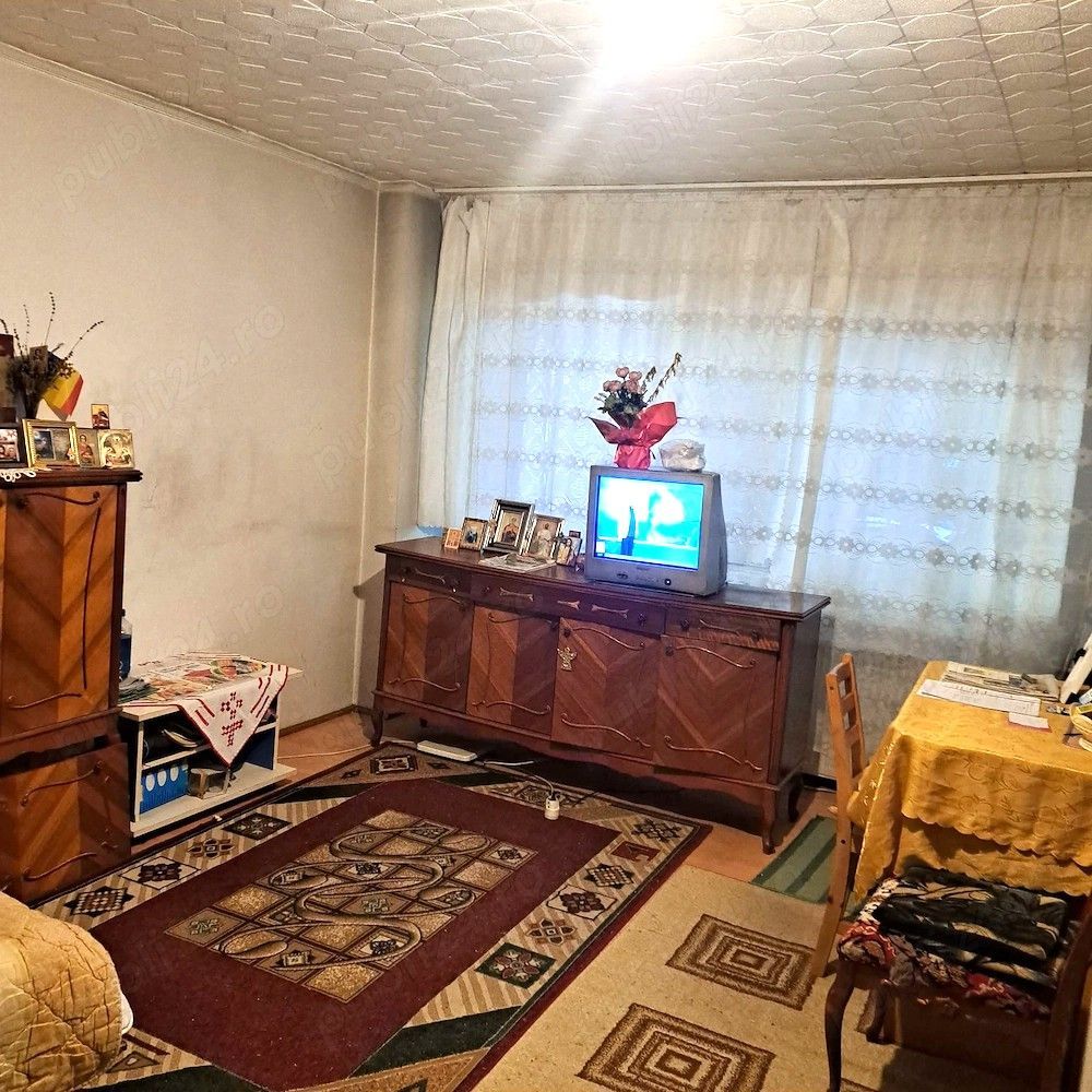 Vanzare garsoniera Mall Vitan-Mihai Bravu | 38 mp | Bloc Solid 1990 Reabilitat - Poză 1