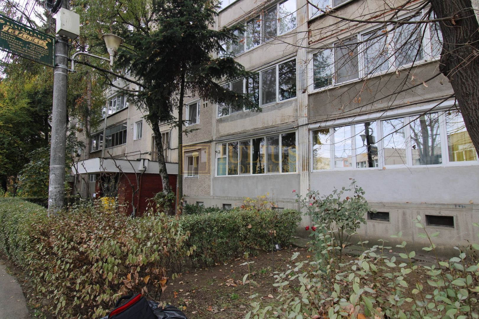 3 camere, centrala termica, aproape de magazine, farmacii, shooping city - Poză 11