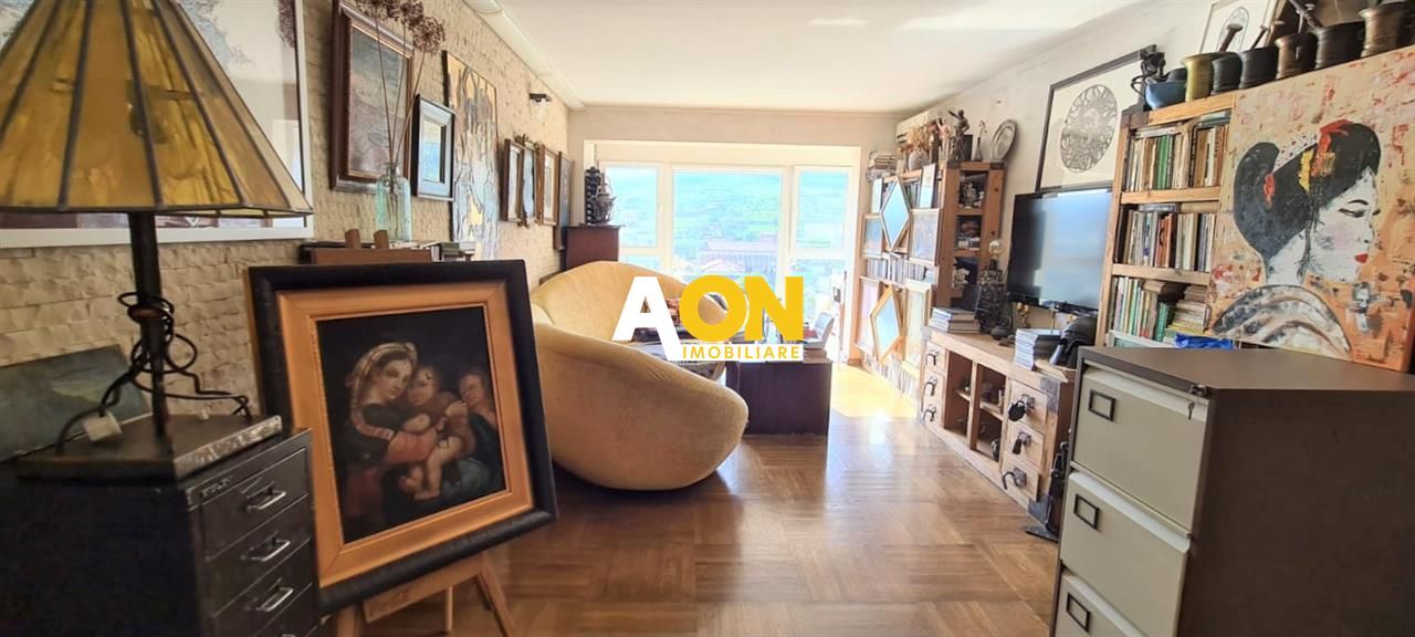 Apartament de Vanzare, 2 camere,  priveliste superba - Poză 4