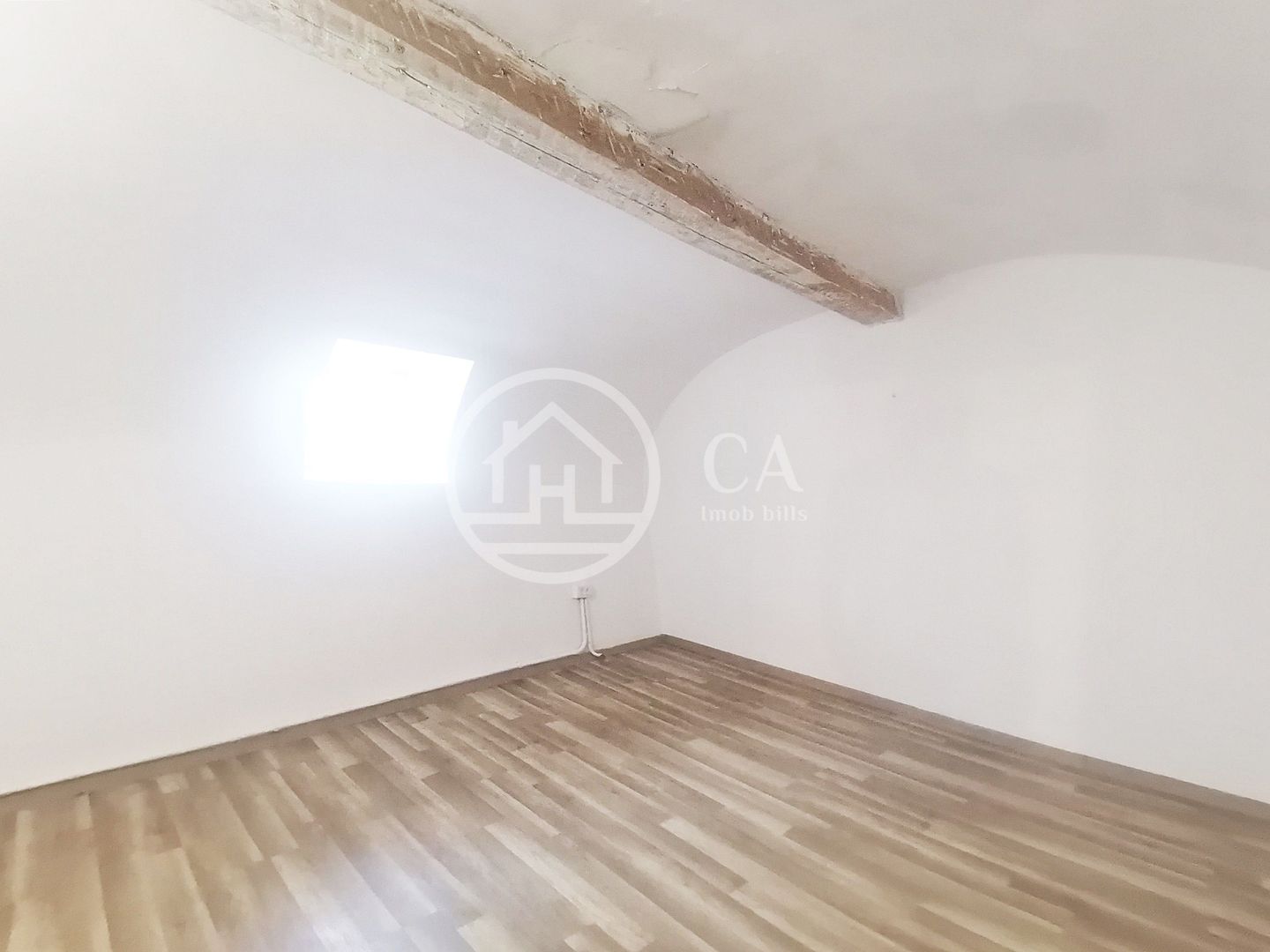 Spatiu comercial de vanzare la curte comuna Ultracentral, Oradea - Poză 2
