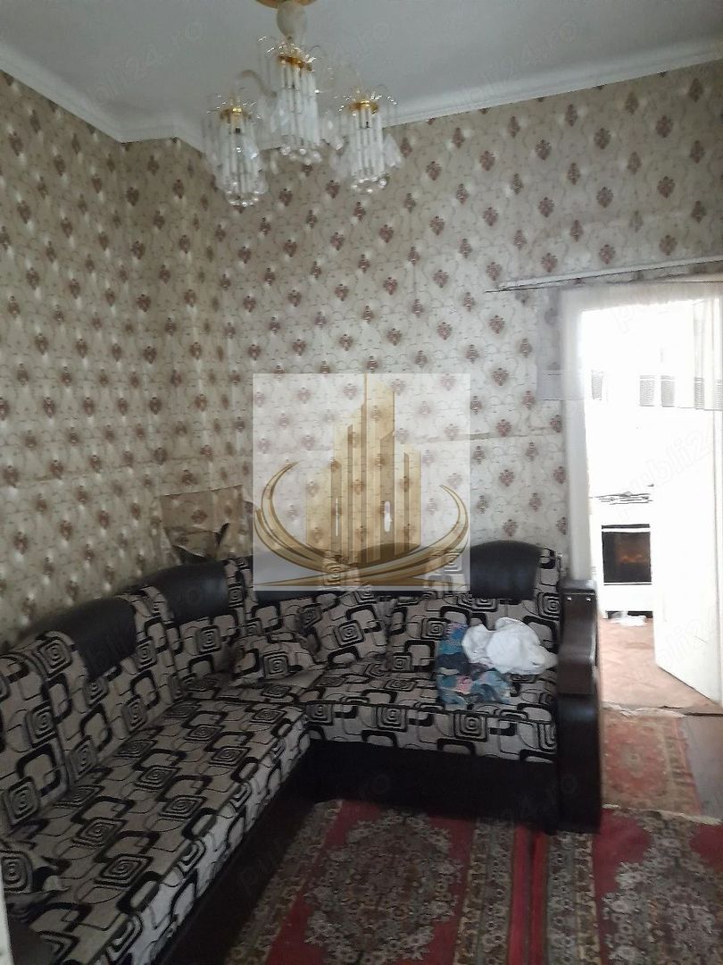 Casa Iosefin individuala 9 camere 3 apartamente - Poză 5