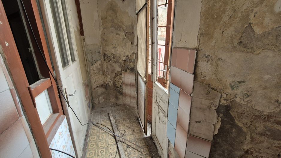Casa P+1  - Dacia - Eminescu - curte comuna - Poză 13