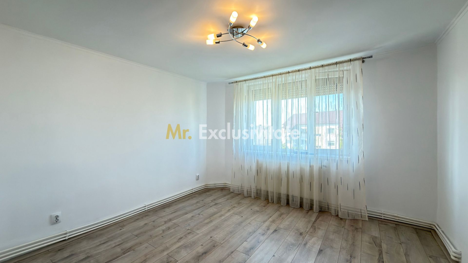 Apartament 3 camere MV1, Zona Trilak - Str. R. Ferdinand I - Carei - Poză 11