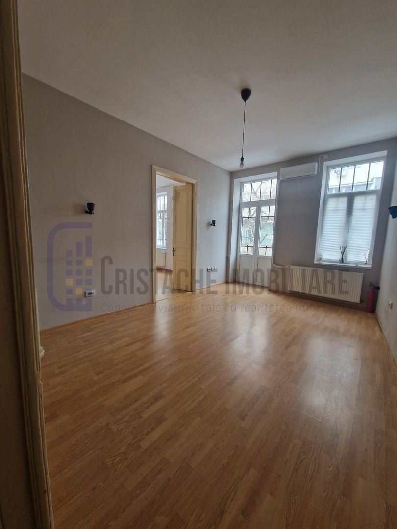 Spatiu comercial in vila, etj. 1 + mansarda, 220 mp, Piata Amzei - Poză 6