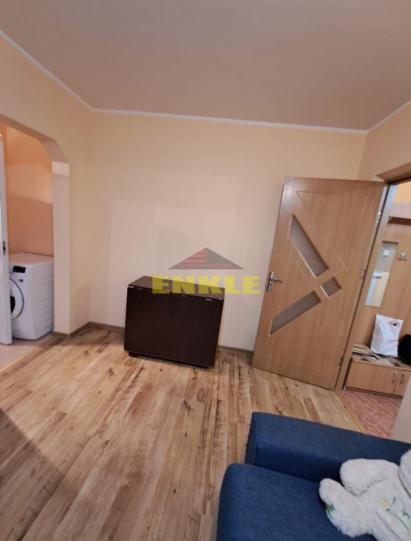 Vânzare apartament 2 camere  semidecomandat, Zona Școlii 7 - Poză 5